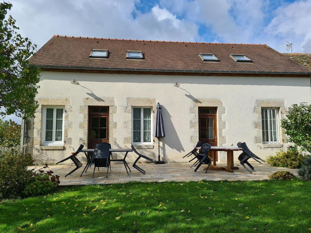 Gite Familial En Ferme Avec Jardin, Proche Foret Et Canal D'Orleans - Label Tourisme Et Handicap - Fr-1-590-7 Chailly-en-Gatinais Exterior photo